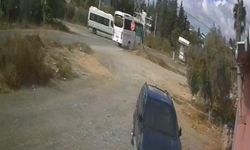Okul servisiyle midibüs çarpıştı: 7 öğrenci yaralandı!