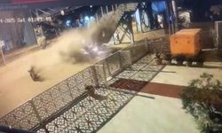 Şanlıurfa'da otomobil üst geçit merdivenlerine çarptı: 1 kişi öldü
