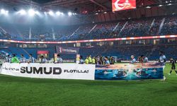 Trabzonsporlu futbolculardan Sumud Filosu'na destek