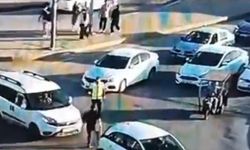 Trafikte polise sopayla saldıran şahıs tutuklandı