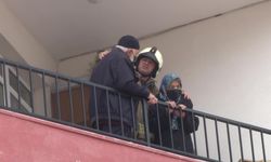 Ümraniye'de korkutan yangın: Mahsur kalan yaşlı çift kurtarıldı