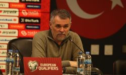 Willy Sagnol: Türkiye güçlü bir takımdır