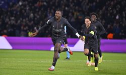 8 gollü düelloyu PSG kazandı!