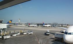 ABD'de büyük kriz: 1700'den fazla sefer iptal edildi!