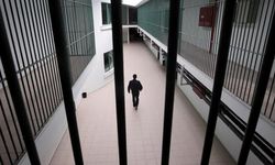 Açık görüşte dehşet! 4 yaşındaki kızını duvara fırlattı! Yoğun bakımda!