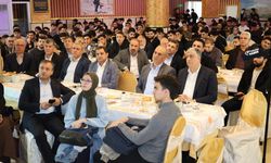 Adıyamanlılar Vakfı, bu yıl da aynı geleneği sürdürdü: On binlerce öğrenciye burs!