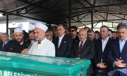 AK Parti Sözcüsü Çelik, dayısının cenaze törenine katıldı