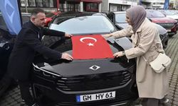 Almanya'da Togg gururu! 'Mercedes'imi Togg'u alabilmek için geri verdim'