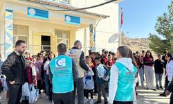 Cansuyu Derneği'nin eğitim ve kış desteği devam ediyor