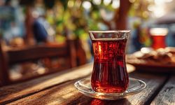 Çay diye bunları içiyoruz: Şoke eden hileler tespit edildi