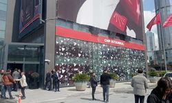 CHP'de skandal olay: İstanbul İl Binası'na 'dışkılı saldırı'