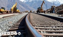 Çin'de tren işçilere çarptı! Çok sayıda ölü var