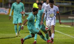 Deplasmanda 3-0 kaybeden efsane takım küme düşme hattında!