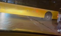 Dönüş yapmak isteyen İETT yolda sıkıştı