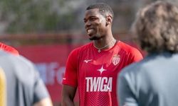 Efsane futbolcu 3 yıl aranın ardından sahalara dönüyor