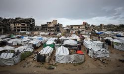Gazze'de insani kriz derinleşiyor: Can kaybı 70 bine yaklaştı