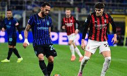 Hakan'dan 13 yıllık kariyerinde bir ilk: Derbide takımını yaktı