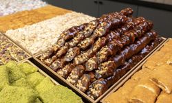 Havalar soğudu, cevizli pekmezli sucuk satışları arttı