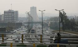 İran'da çifte kabus! Hem salgın hem de zehirli hava alarmı! Apar topar uzaktan eğitim!