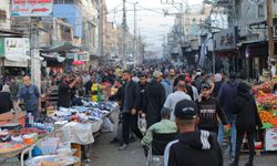 İsrail'in sahte mesajı: iPhone 17'ye izin var ama insani malzemelere yok!