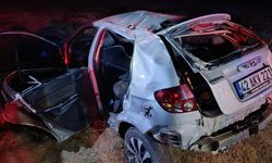 Kontrolden çıkan otomobil şarampole devrildi: 1 ölü, 3 yaralı