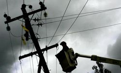 Kuzey Avustralya'da kaos: Kent karanlığa gömüldü, uyarılar peş peşe geliyor!