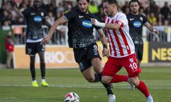 Liderlik mücadelesi veren takım öne geçtiği maçta hezimete uğradı!