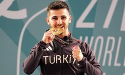 Milli sporcumuz Eray Şamdan Mısır'da göğsümüzü kabarttı! Dünya şampiyonu oldu