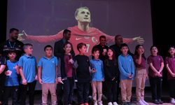 Minik Aras'ın başkanlık vaadi gerçek oldu: Kerem Aktürkoğlu öğrencilerle buluştu