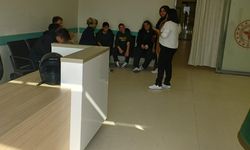 Okul kantininden döner yiyen 11 liseli hastanelik oldu