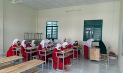 Sadakataşı Vietnam'da cami ve okul açılışı gerçekleştirdi