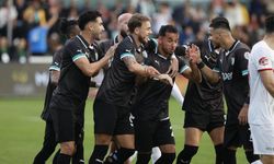 Süper Lig yolunda kritik kapışma! 10 kişi kalan rakiplerini dağıttılar