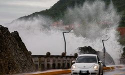 Tayvan'da Fung-wong Süper Tayfunu alarmı!