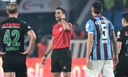 Trabzonspor maçında gol iptal edildi! Trio, hakeme tepki gösterdi
