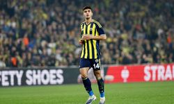 Yiğit Efe'den ilk maçında güven veren performans! Kimseye top göstermedi