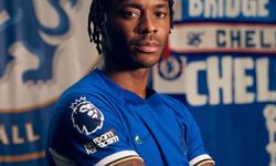 Yıldız futbolcu ailesiyle birlikteyken evinde saldırıya uğradı