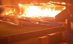 9 kez şampiyon olan takım küme düştü! 15 yaşındaki taraftarlar stadı cayır cayır yaktı!