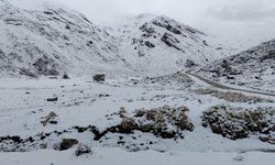 Antalya'nın yüksek kesimleri beyaza büründü