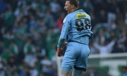 Bursaspor'un 2007 doğumlu kalecisi 'gol yeme' serisine son verdi