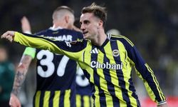 Galatasaray taraftarından Kerem Aktürkoğlu'na 'Dolar' göndermesi