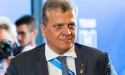 Polonya O Büyükelçiyi Acil Koduyla Görevden Aldı!