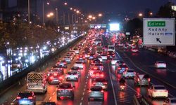 İstanbul'da trafik durma noktasına geldi