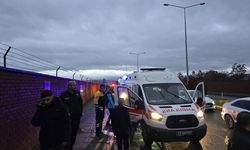 Kaygan zemin affetmedi! İki araç birbirine girdi: 6 yaralı