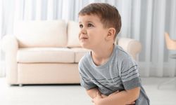Masum mu, tehlike mi? Uzmanlar uyardı: Çocuklarda karın ağrısına dikkat!