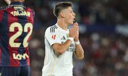 Xabi Alonso Arda Güler'i taraftarın önüne attı: 'Dünyası başına yıkıldı'