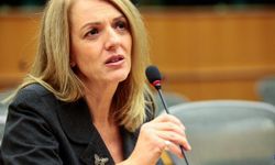 Yunan Profesörden Miçotakis'e tokat gibi sözler! 'Soykırım önünde dilsiz kaldınız'