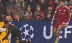 Anfield'da Sakatlık Şoku: Noa Lang'tan Sonra Desire Doue de Yerde Kaldı