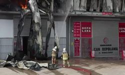 Ankara'da Mobilya Deposu Yangını Kontrol Altına Alındı