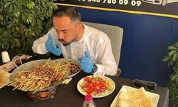 Antalya'da Çöp Şiş Yarışmasında 2,4 Milyon Liralık Ödül İçin Kıyasıya Mücadele