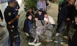 Antalya'da Derbi Kutlamasında Bıçaklı Saldırı: Bir Taraftar Yaralandı